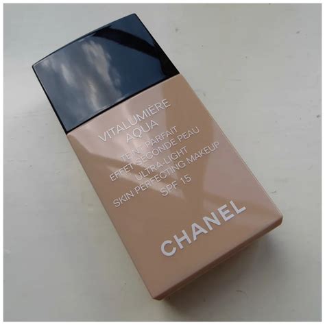 chanel vitalumiere aqua 32 beige rose|chanel vitalumiere aqua foundation review.